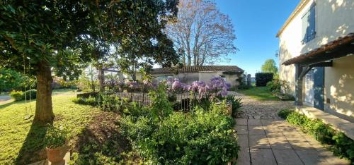 La Glycine, Maison de vacances à Luçon en Sud Vendée au calme gîte à louer Forêt de Sainte-Gemme