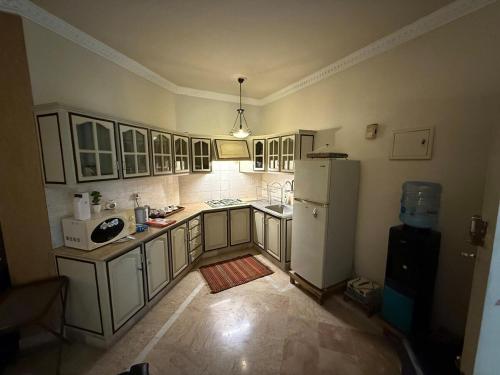 Modern Furnished Studio with Homely Vibe in F-10 - image 5