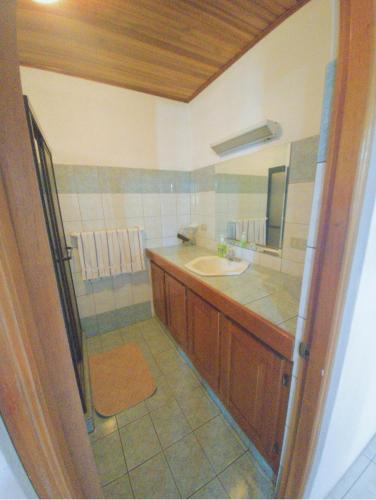 Bathroom, Don Carlos Place UPPER UNIT in Tropicana