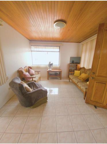 Don Carlos Place UPPER UNIT in Tropicana