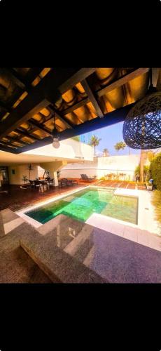Aconchegante 174m PISCINA 2AR 2 MIN PRAIA – khách sạn tại Tortuga