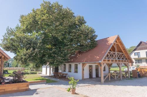 Dārzs, Hárs Vendégház (Hars Vendeghaz) in Balatonendréd