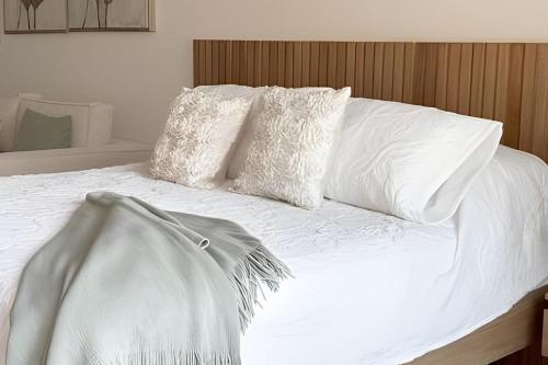 Disfrutar con elegancia, confort y acceso al mar.