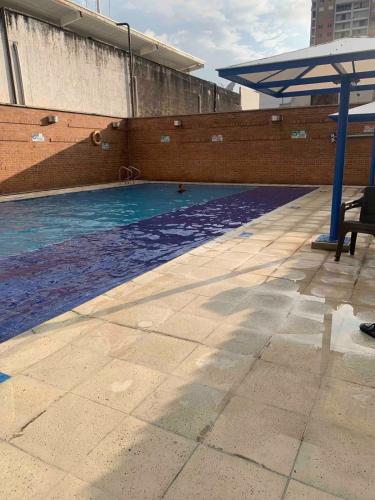 Comodo Apto 2Hab con Piscina, Gym y Balcón (Comodo Apto 2Hab con Piscina, Gym y Balcon) in Floridablanca
