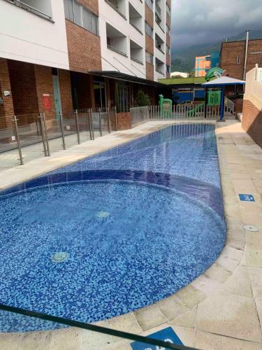 Comodo Apto 2Hab con Piscina, Gym y Balcón (Comodo Apto 2Hab con Piscina, Gym y Balcon) in Floridablanca