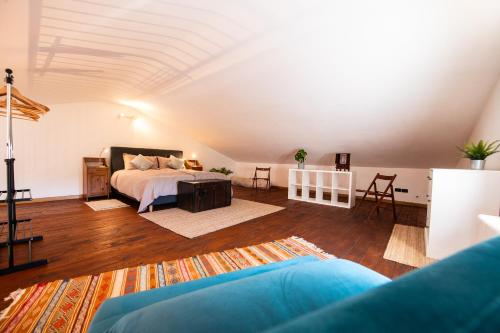 Dozza Getaway with vineyard views, fast Wifi, free parking in 多扎