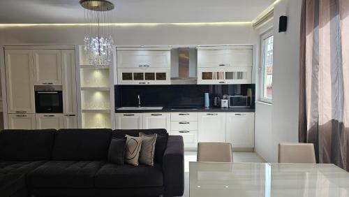 TAM Serviced 2BDR Apartment City Center No6, Tirana (photo 10)