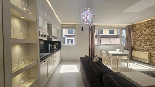 TAM Serviced 2BDR Apartment City Center No6, Tirana (photo 7)