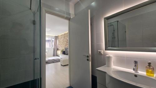 TAM Serviced 2BDR Apartment City Center No6, Tirana (photo 3)
