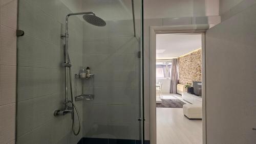 TAM Serviced 2BDR Apartment City Center No6, Tirana (photo 9)