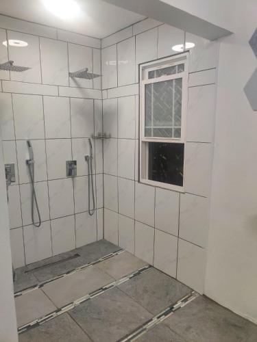 Baño, Cozy Stays in Oranjestad