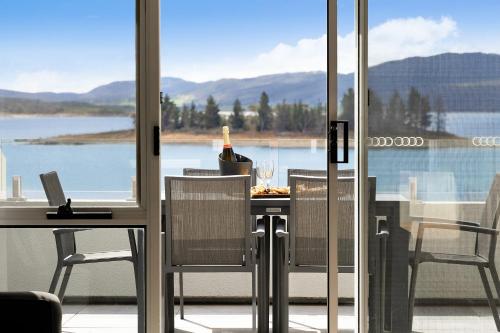 Exterior view of Horizons Lake Jindabyne