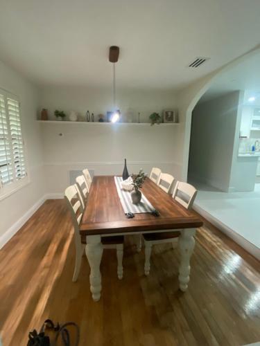 Luxury Garden Oasis in Wellington