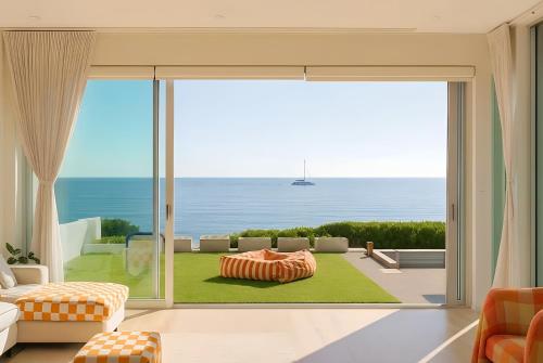 Henley Beachfront Luxury Home With Private Pool, Spa And Sauna! – khách sạn tại Bãi biển Henley