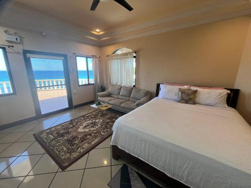 Casaroyal Beachfront