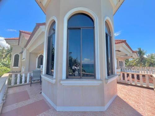 Casaroyal Beachfront