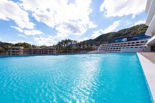 . Wyndham Grand Plaza Royale Hot Springs Fenghuang