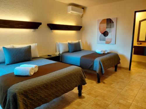 Deluxe Double Suite with Private Oceanfront Feel