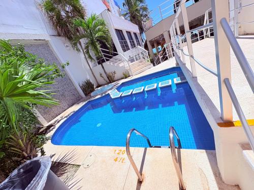 泳池, Deluxe Double Suite with Private Oceanfront Feel in 維亞斯德索爾