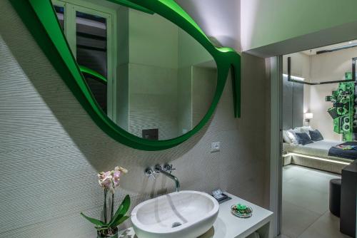 Via Veneto Prestige Rooms - image 4