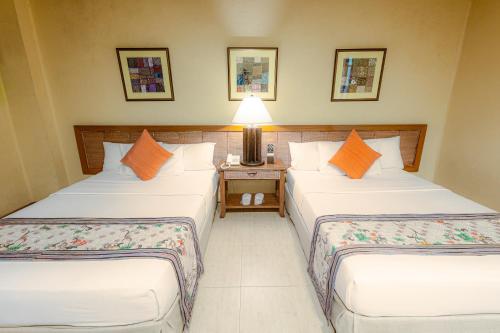 Java Hotel Room Type - Deluxe Twin Room