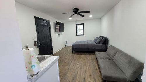The Perfect Tiny Home in Sandtown-Southeastern Atlanta