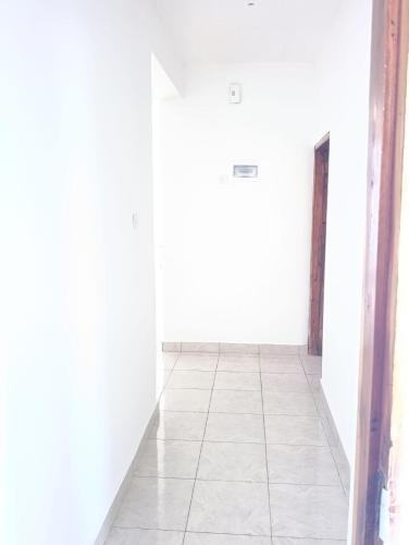 Nyali furnished rooms in an apartment in Mombasa