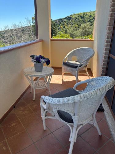 Erkély/terasz, Villa il casolare Calabria in San Sostene