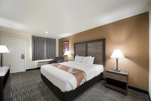 Quality Inn & Suites Lufkin - image 43