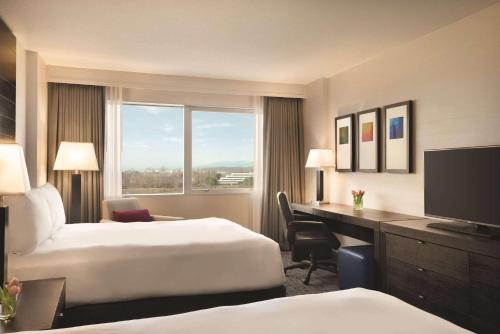 Radisson Hotel Vancouver Airport in Richmond, Canada