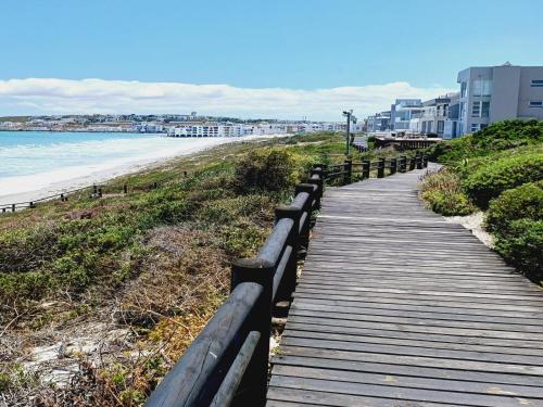plaża, Langebaan Beach Towers in Calypso Beach