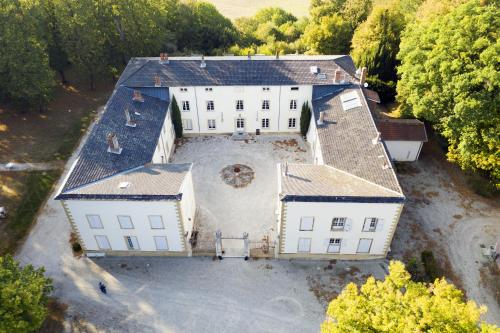 Château de Beausemblant chambre d'hôte Laveyron