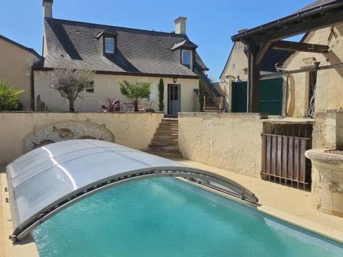 L'Antre-neuf - 9p, piscine, arrivée autonome, wifi gîte à louer Chaumont-d'Anjou