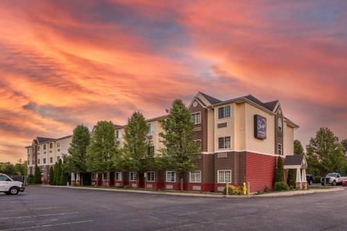 Sleep Inn & Suites - image 41