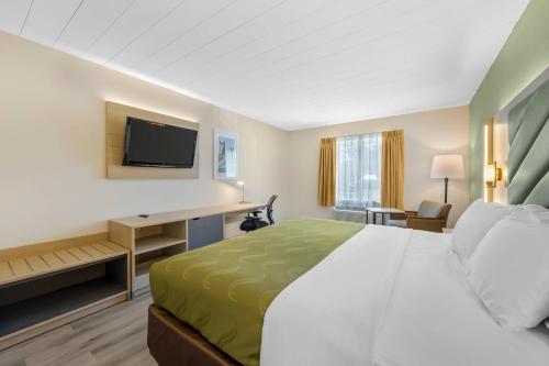 Quality Inn & Suites in Monterey, USA