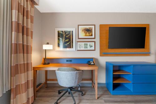 Country Inn & Suites by Radisson, West Bend, WI in West Bend, USA