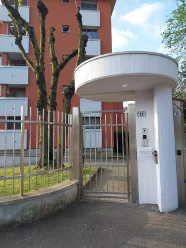 Hotelli välisilme, Lavinia Apartment in Arese