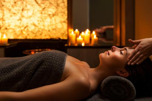 Langdale Hotel & Spa - image 3