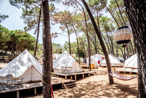 Comfortable Glamping Tents for Surf & Nature Lovers in Faro District, Portugal gîte à louer Ponta do Telheiro