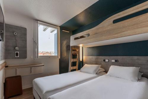 Exterior view of Ibis Budget Le Havre Les Docks