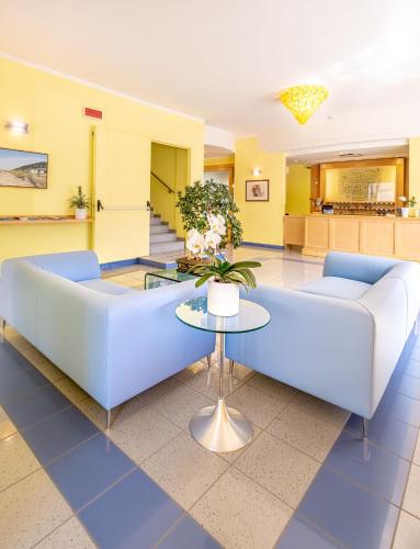 Hotel Marina 5
