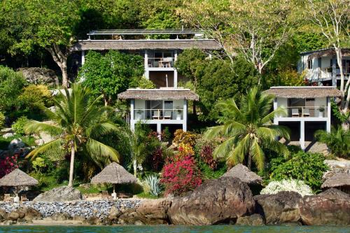 Exterior view of Komba on the Rocks
