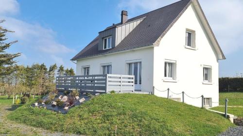 Viesnīcas āriene, Le gîte de la Sienne (Le gite de la Sienne) in Regneville-Sur-Mer