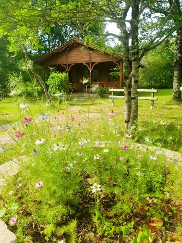 Chalet confort in Saint-Martin-De-Gurson