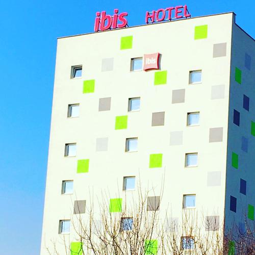 Ibis Sofia Airport Hotel - image 12