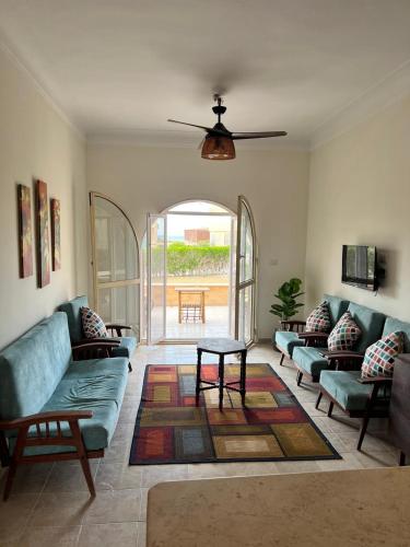 Duaa AlSamaa - North Coast - 3 bedroom Chalet - Sea View -قرية دعاء السماء الساحل الشمالي – khách sạn tại El-Hamam