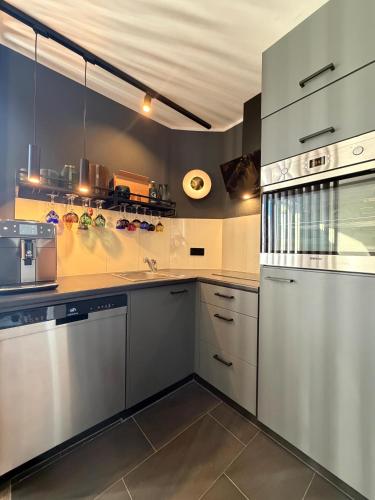 Κουζίνα, FIS 013 - Seeblick in Σάρμποϊτζ