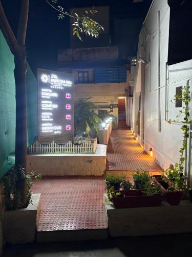 The Amirtha Inn by Zeeyatt Regency photo 3