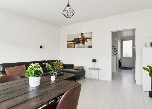 Scandinavian Hideaway in Randers City Center