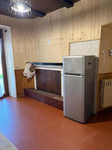 Independent apartment in a villa in Cunardo